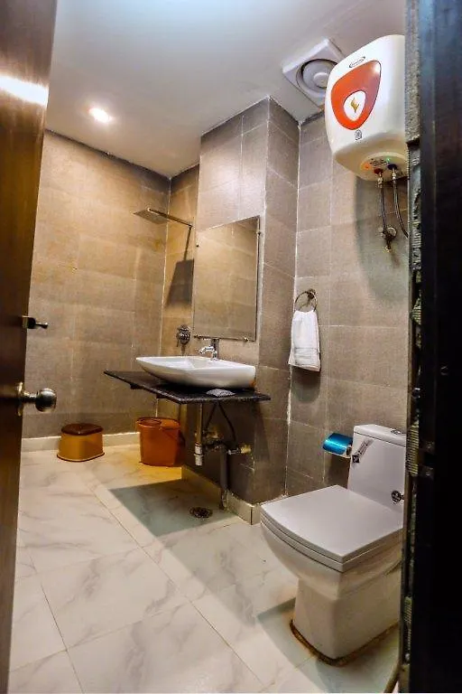 Airport Hotel Tashree Gurgaon India